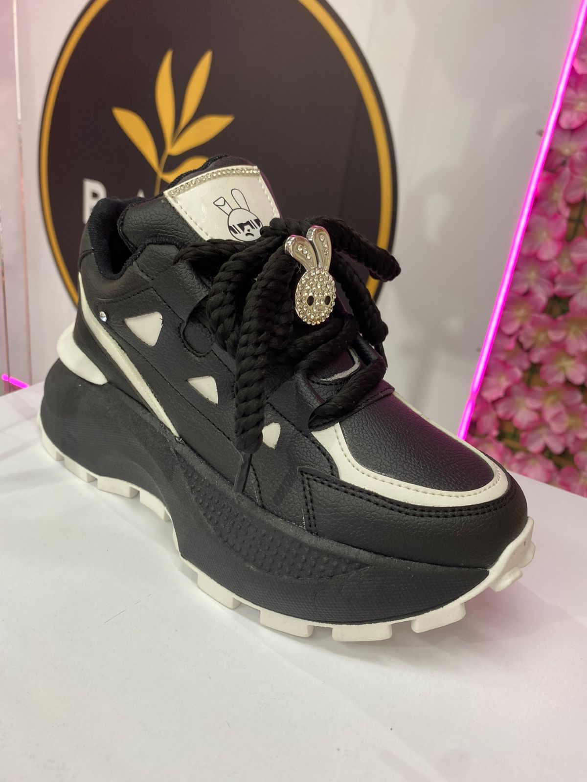 Ref. Valeria Negro - Image 2